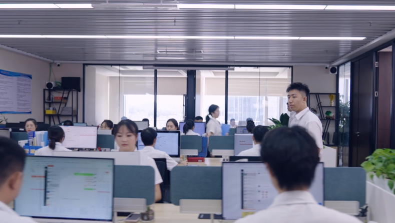 安速货运企业宣传片2.png
